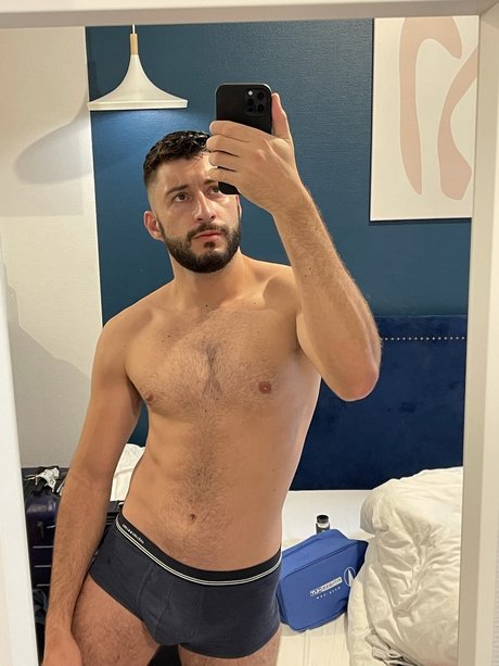 Nahá fotka uniklých OnlyFans od Paulo Baby
