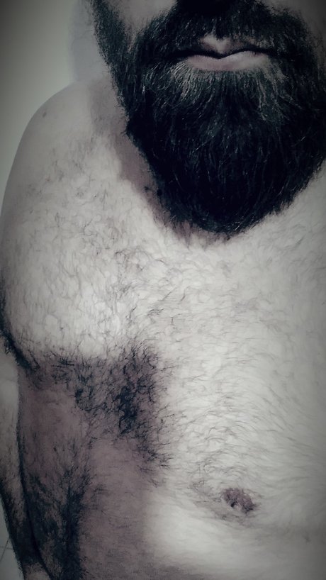Nahá fotka uniklých OnlyFans od Daddybear