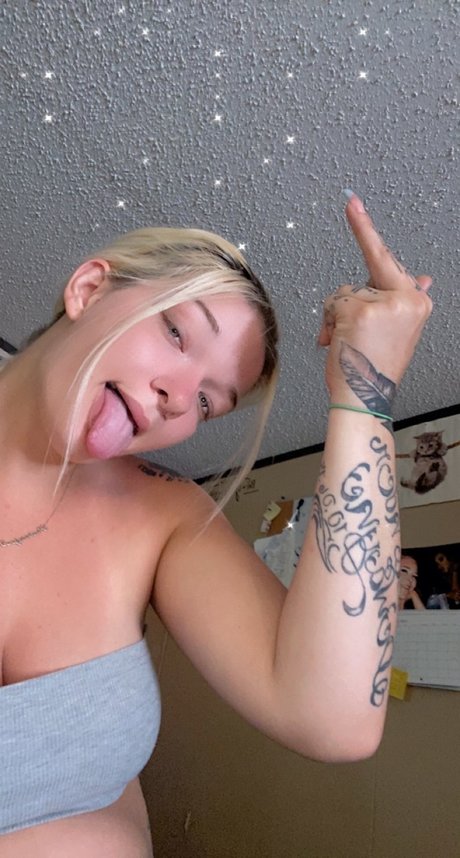 Nahá fotka uniklých OnlyFans od Piper Lynn