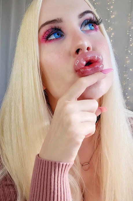 Vivianrosefree