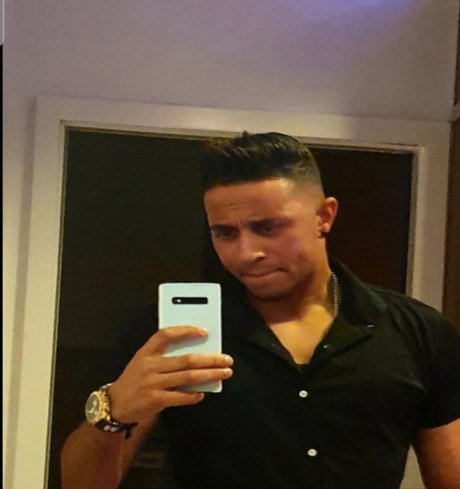 Nahá fotka uniklých OnlyFans od Romeo Diamonds