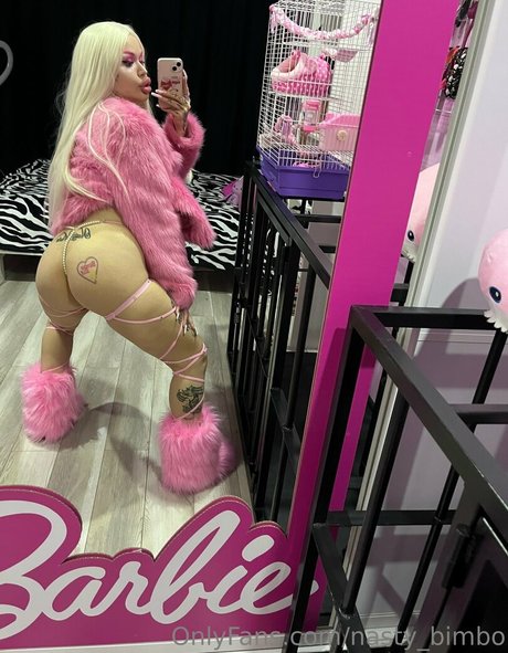 Nasty_bimbo