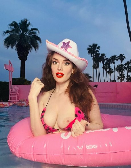 Naakte gelekte OnlyFans-foto van Marlo Meekins