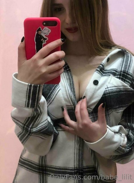 Babe_lilit