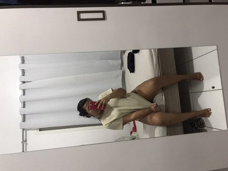 Nahá fotka uniklých OnlyFans od Japa