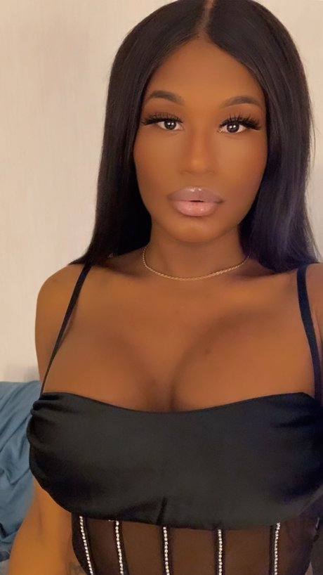 Tiffanylola