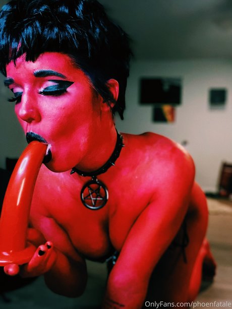 Phoenfatale