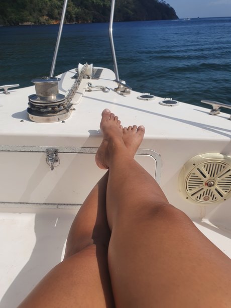 Bubblegumbfeet  nude leaked OnlyFans photo