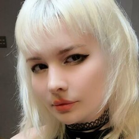 Nahá fotka uniklých OnlyFans od Monochromesan