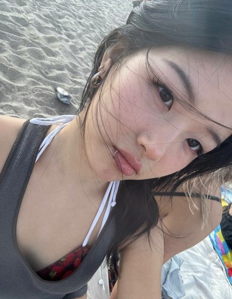 Leasungg nude leaked OnlyFans photo