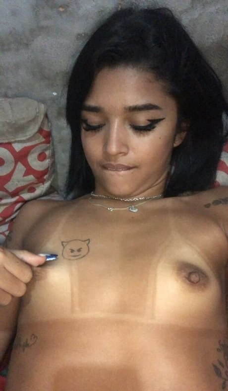 Nahá fotka uniklých OnlyFans od Karen Silva