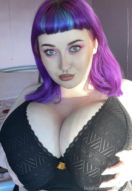 Chloe_nsfw