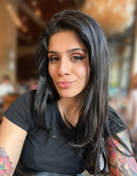 Mistresssophiasahara