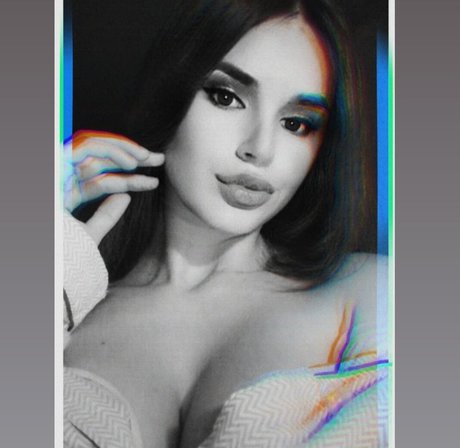 Denisa R Maria