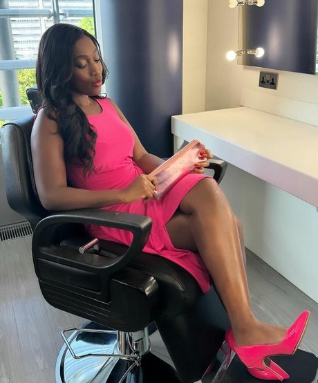 TV Shopping Presenters