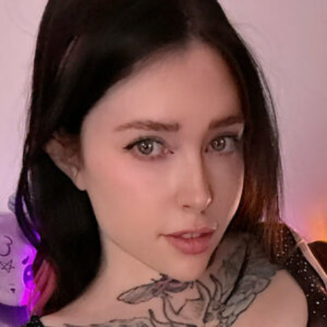 Nøgent lækket OnlyFans-billede af Marina Mui