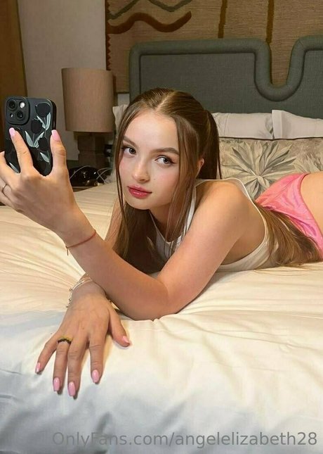 Angelelizabeth28