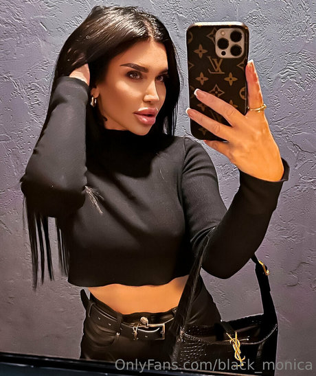 Black_monica