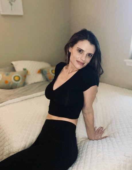 Naken läckt OnlyFans-bild av Casuallies