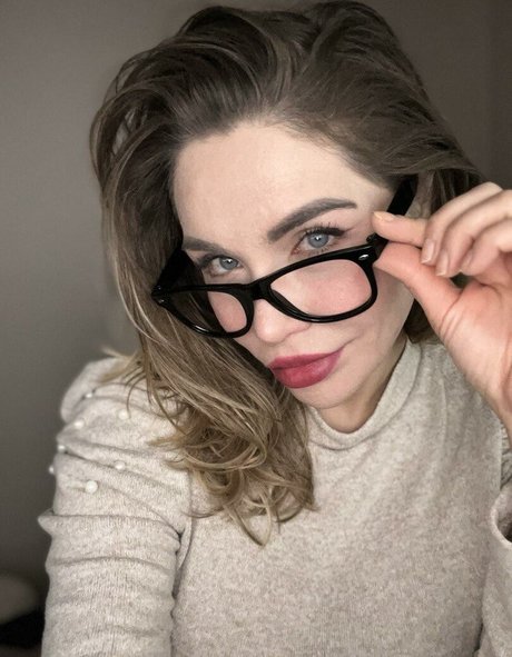 Nahá fotka uniklých OnlyFans od Elizabethh1987