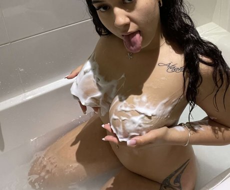Reina Angel OnlyFansリークヌード写真