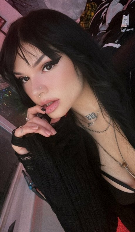 Horrorwh0re OnlyFans