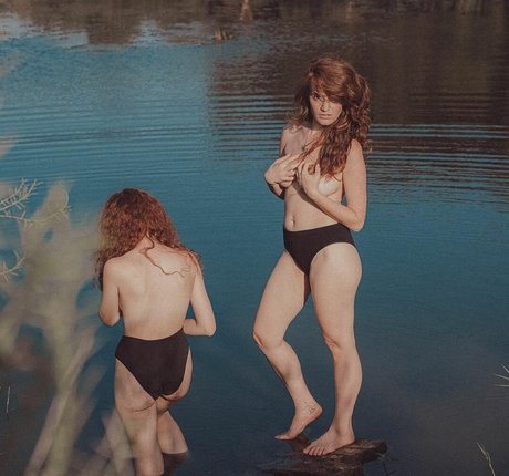 Dana And Marina Kushnir