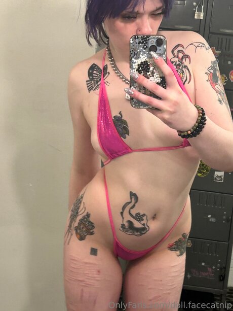 Doll Facecatnip