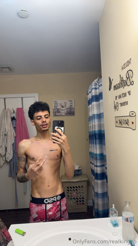 Обнаженная фотография утечки OnlyFans от Realkingno