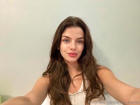 Anna Starlet