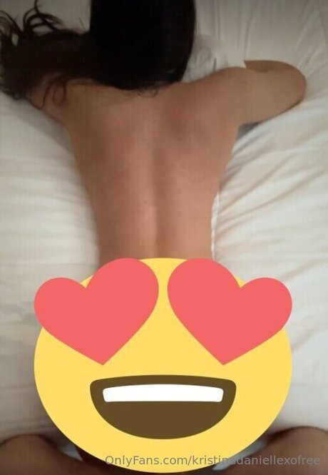Nahá fotka uniklých OnlyFans od Kristinadaniellexofree