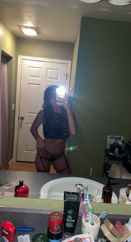 Sluttyshy