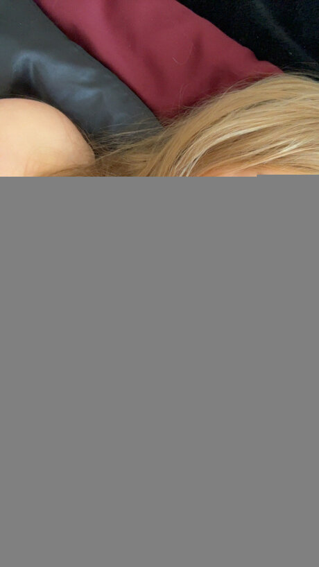 Foto desnuda filtrada de OnlyFans de Heluvscarr