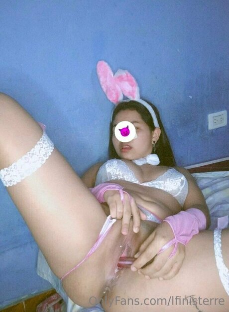 Nahá fotka uniklých OnlyFans od Lfinisterre
