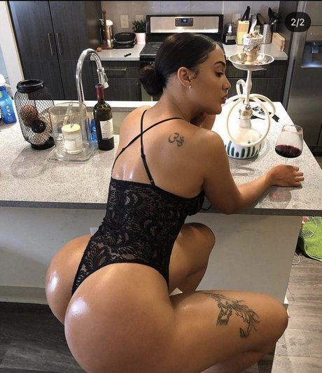 Nahá fotka uniklých OnlyFans od Gabby Gavino