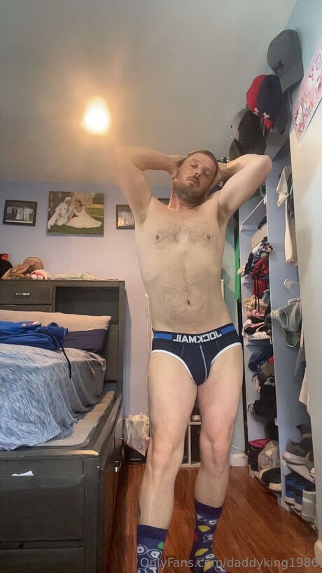 Обнаженная фотография утечки OnlyFans от Daddyking1986