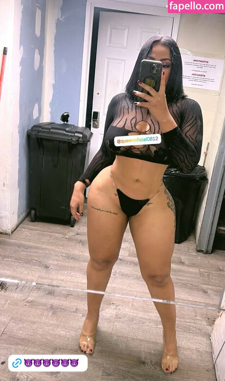 Naken läckt OnlyFans-bild av Luna Cruz