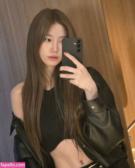 Kazuha Nakamura 中村 一葉