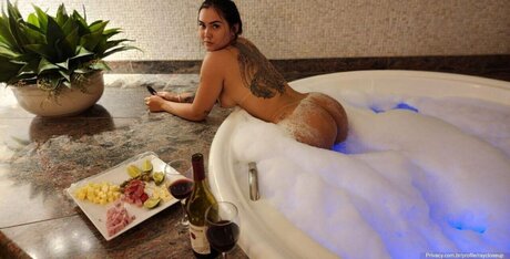 Alaston vuotanut OnlyFans-kuva Ray Ferreira