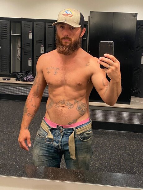 Naken läckt OnlyFans-bild av Shippy