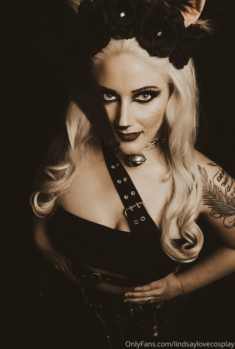 Lindsaylovecosplay