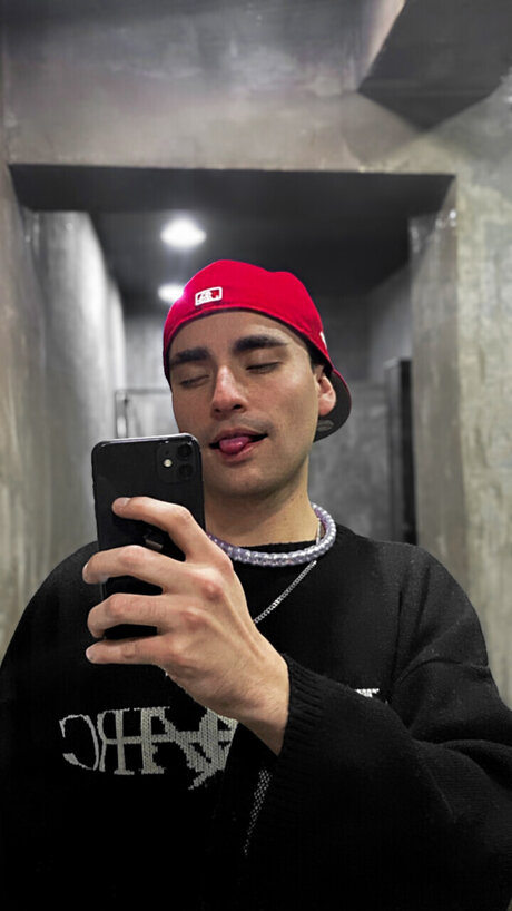 Foto desnuda filtrada de OnlyFans de   