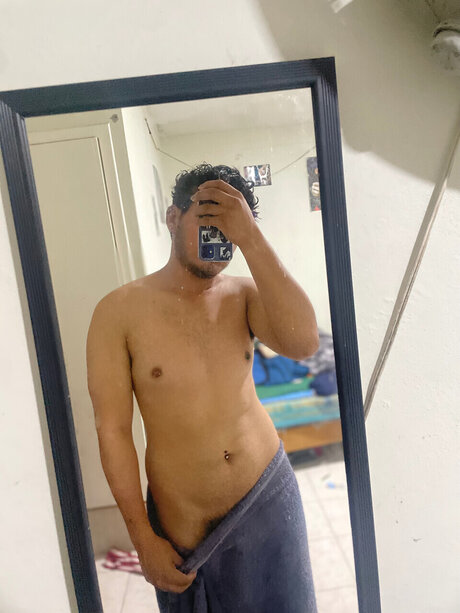 Fox19uwu OnlyFans泄露裸照