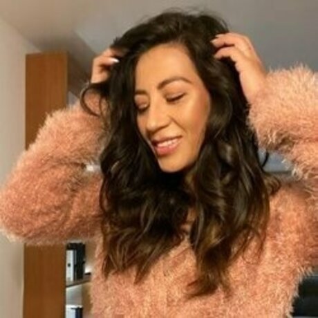Naken läckt OnlyFans-bild av Sai