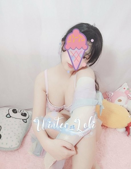 Alaston vuotanut OnlyFans-kuva Winterlolly
