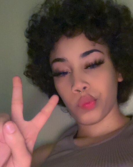 Artsynaxx  nude leaked OnlyFans photo
