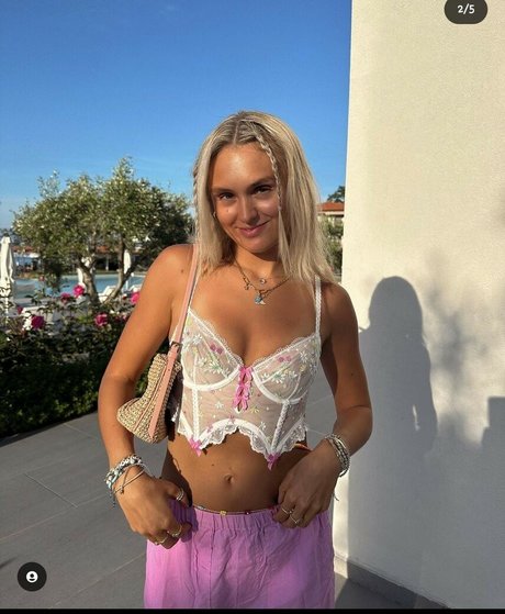 Nagie wyciekłe zdjęcie OnlyFans od Misha Grimes