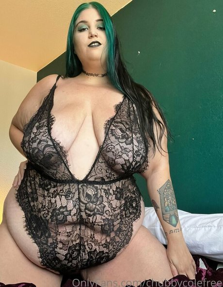 Naken läckt OnlyFans-bild av Chubbycolefree
