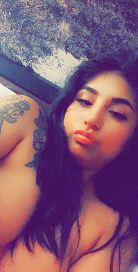 Naken läckt OnlyFans-bild av A Divine Feminine