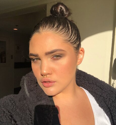 Nahá fotka uniklých OnlyFans od Jacy
